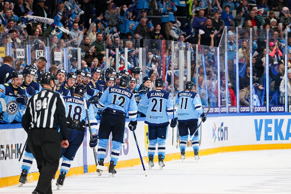 Определилась первая пара плей-офф КХЛ