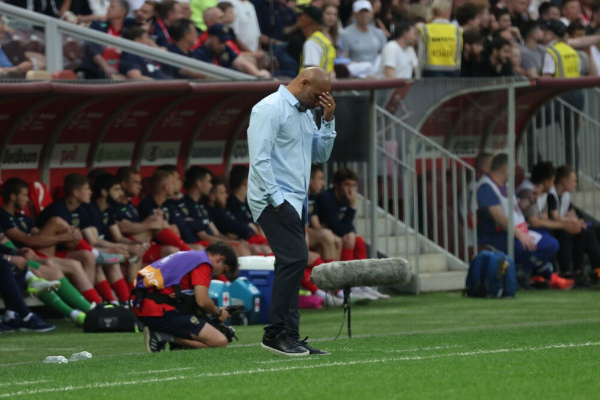 Тренер сборной Нигерии обвинил представителя ДР Конго в колдовстве во время пенальти