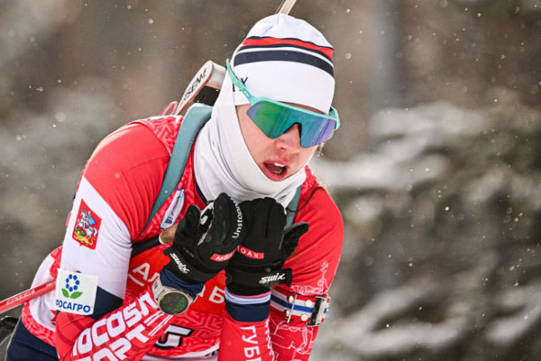 Халили выиграла суперпасьют чемпионат России, Мошкова на лыжах Смольской — 11-я