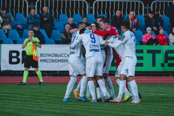 Центральный матч дня в БВЛ: "Динамо" и "Ислочь" объявили составы на поединок
