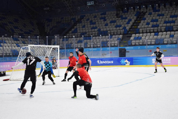 Команда из Беларуси впервые приняла участие в турнире по футболу на снегу 