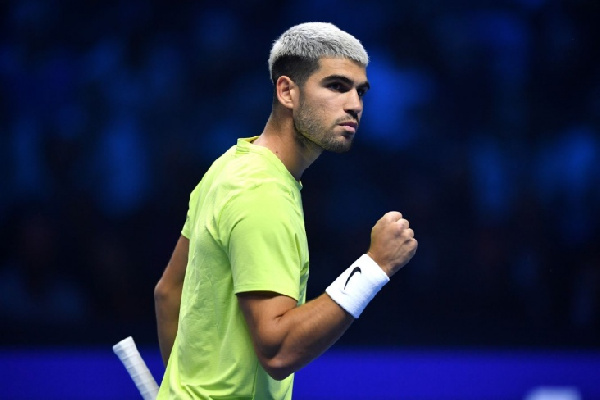 Карлос Алькарас стал вторым финалистом Итогового турнира ATP