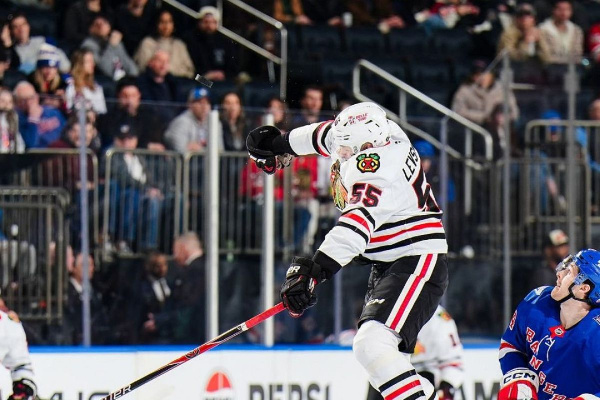 Левшунов в шестом матче матче подряд не набрал очки: "Чикаго" уступил "Нью-Йорку"