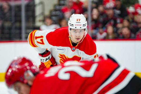 "Калгари" Шаранговича заработал один балл в матче с "Каролиной"