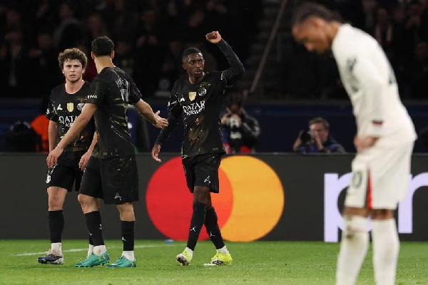 ПСЖ в матче-триллере одолел "Челси" в рамках 1/8 финала ЛЧ 