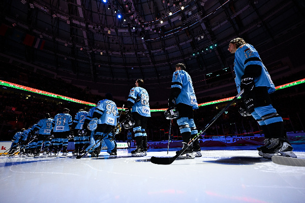 Александр Лукашенко присутствует на матче минского "Динамо" в плей-офф Кубка Гагарина