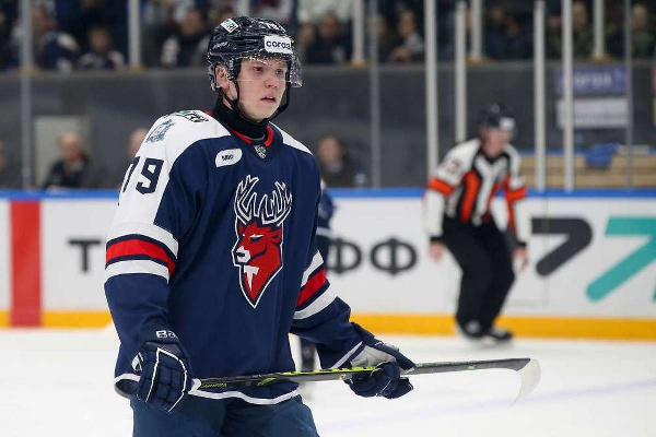 Нижегородское "Торпедо" отдало лучшего бомбардира команды прошлого сезона в аренду в "Нефтехимик"