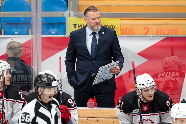 "Сказались внутренние передряги": экс-тренер клубов КХЛ — о вылете "Динамо"