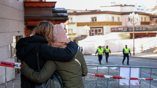 Футболист "Меца" едва не погиб на страшном пожаре в Швейцарии