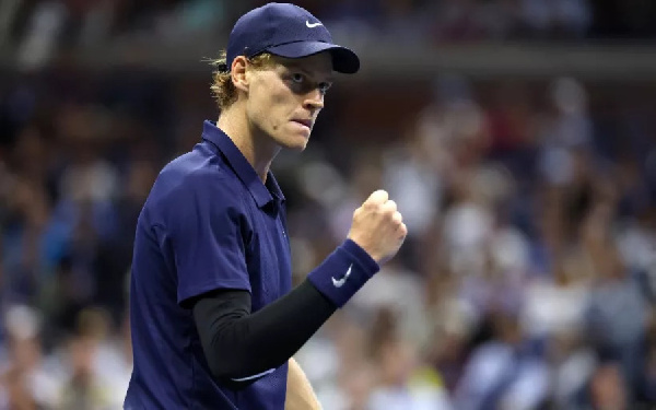 Янник Синнер за два часа одолел соотечественника в погоне за 1/2 финала US Open