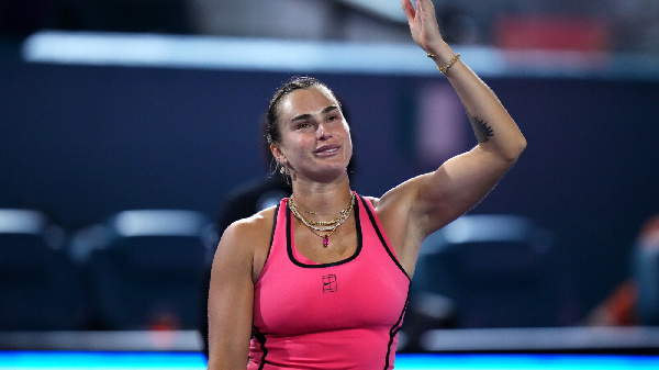 Соболенко вышла в полуфинал турнира в Майами, где сыграет с Рыбакиной