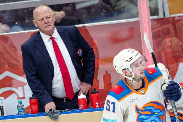 "Все понимали, что будет провал": Фетисов — об уходе Галлана из "Шанхай Дрэгонс"