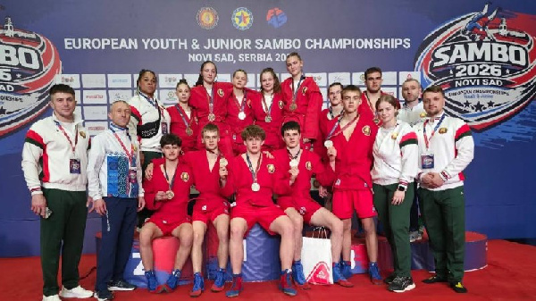 Белорусские самбисты завоевали 12 медалей на чемпионате Европы U-18
