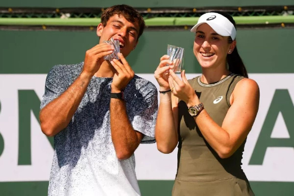 Бенчич и Коболли стали победителями микста на "тысячнике" в Индиан-Уэллсе