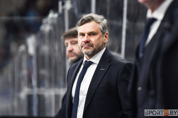 Олег Антоненко прокомментировал слухи об увольнении Квартальнова