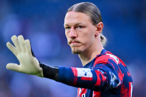 В ПСЖ рассказали о состоянии Матвея Сафонова после перелома руки