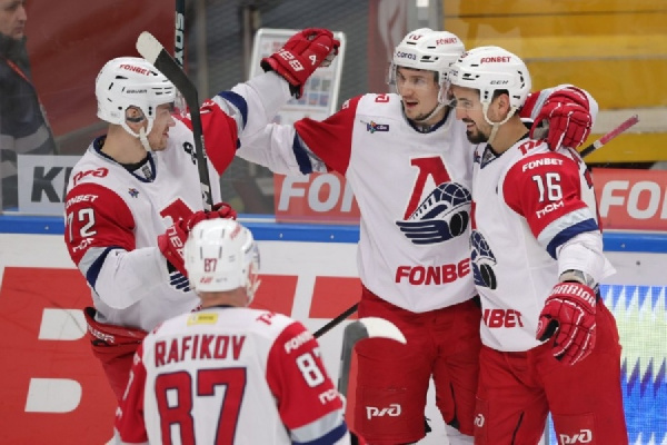 "Локомотив" благодаря голу в овертайме вышел вперед в серии со "Спартаком"