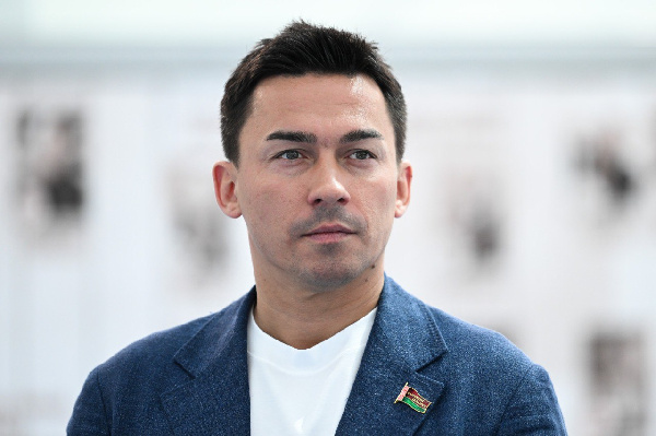 "Желаю покорить вершину, которой не достигали": Басков — о 1000-м матче Квартальнова в КХЛ