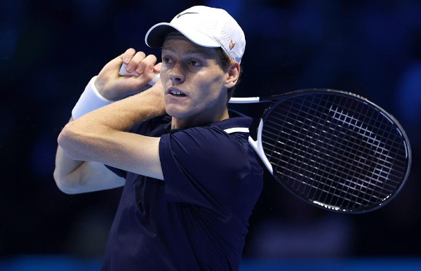 Победитель Australian Open не без проблем вышел во второй круг турнира