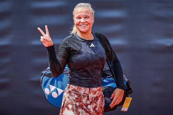 Диана Шнайдер вышла в третий круг US Open-2026