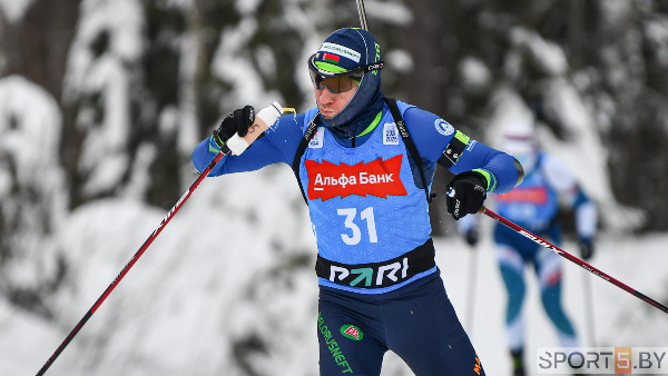 Лобастова подкузьмил ветер: стрелял в эстафете кучно, но – не туда