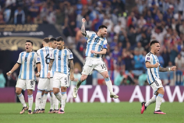 Месси и Ди Мария – в заявке сборной Аргентины на товарищеские матчи перед Кубком Америки