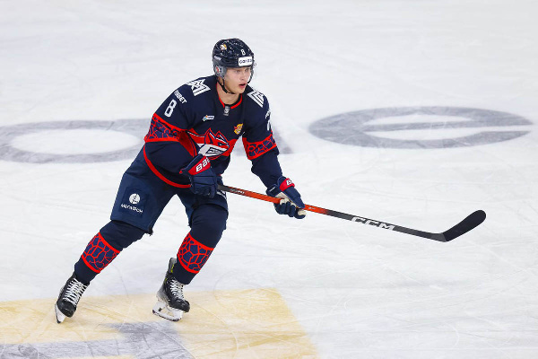 Магнитогорский "Металлург" разгромил "Шанхай Дрэгонс" в домашнем матче КХЛ