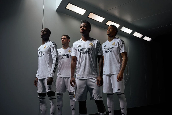 Мадридский "Реал" представил домашнюю форму на новый сезон