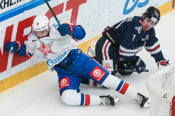 СКА на выезде уверенно обыграл "Нефтехимик" в матче КХЛ