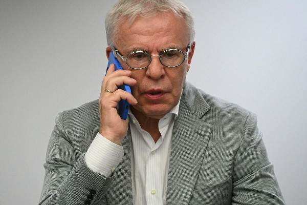 "На что там смотреть?": Фетисов — об Олимпиаде в Милане