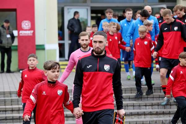 Последний матч тура: Стали известны составы 