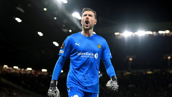 Известный российский голкипер сменил гражданство