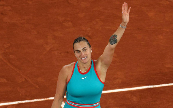 Арина Соболенко продолжает лидировать в чемпионской гонке WTA