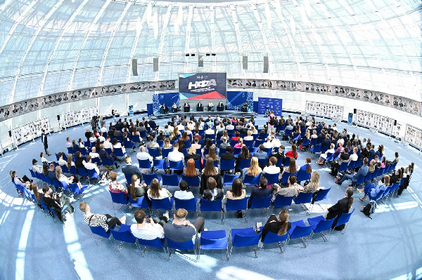 Домрачева, Ганчаренко, Гуськова будут рассуждать о развитии личного бренда — когда и где?