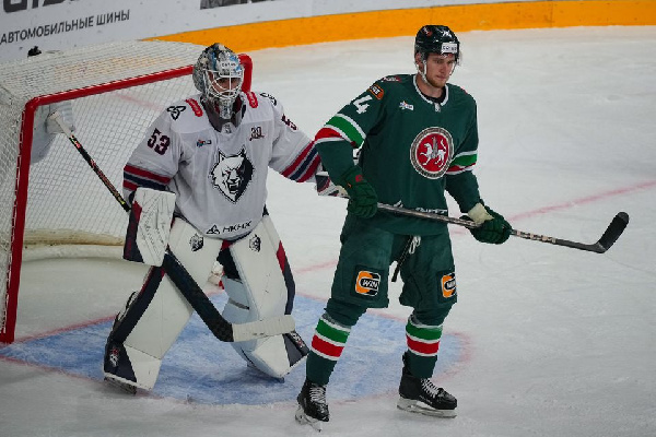 "Ак Барс" на своей арене всухую уступил "Нефтехимику" в матче КХЛ