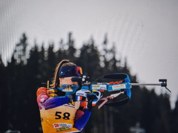 Биатлонистка, страдающая от неизвестной болезни, окончила карьеру