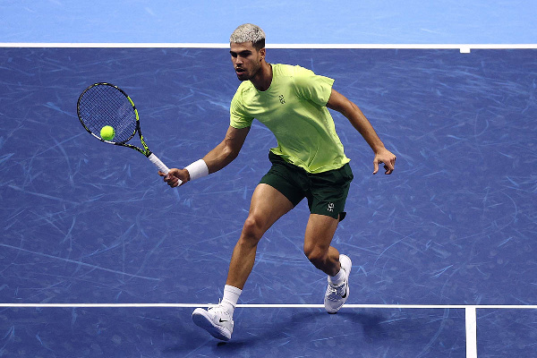 Алькарас сразится за полуфинал: расписание четверга на Итоговом турнире