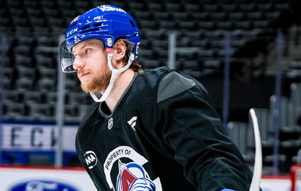 Соловьев снова вне заявки? "Колорадо" на выезде проиграло "Айлендерс"