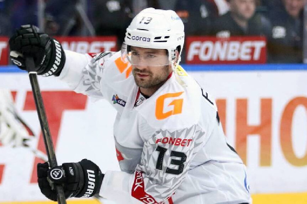 "Авангард" одолел "Торпедо" в матче КХЛ: чем отметились белорусы?