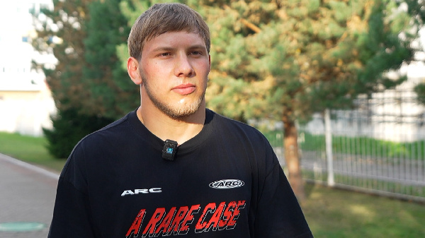 Чемпион мира U23 Хаслаханов: "Пробежался с флагом, послушал гимн"