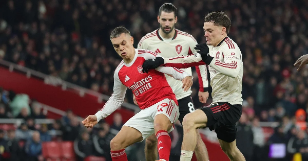 Не хотели и не могли: главный матч 21-го тура АПЛ завершился унылой ничьей