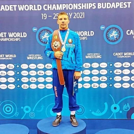 Абубакар Хаслаханов: "Спортсмен не должен отвлекаться на политику. Для этого есть тренер, работники федерации"
