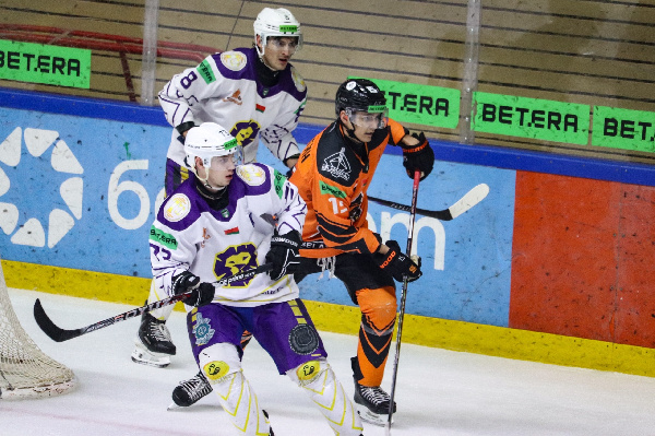 "Шахтер" уверенно разобрался с "Могилевом" в матче экстралиги