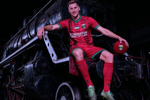 Ташкентский "Локомотив" объявил о подписании белорусского полузащитника