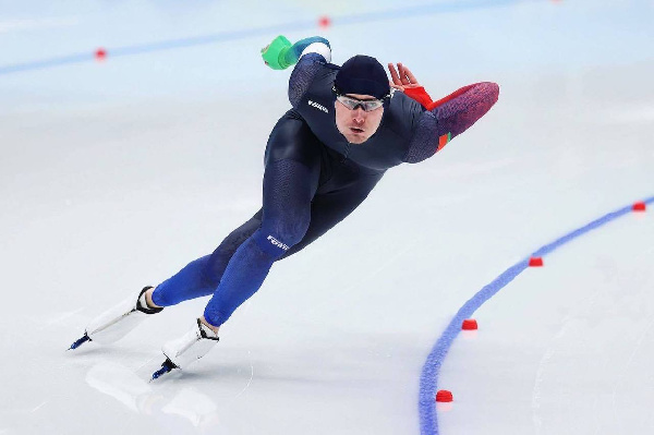 Белорусский конькобежец завоевал золото в финале Кубка России