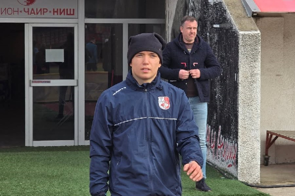 Источник: в "Радничках" не рассчитывают на Олега Никифоренко