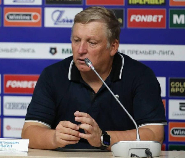 Игорь Осинькин: "Карпицкий готов работать день и ночь. Но пока ему сложно играть даже 60 минут"