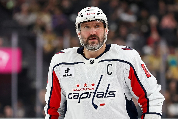 "Есть смысл закончить на победной ноте": Фетисов — о карьере Овечкина