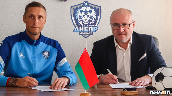 "Вратарь — это тысяча профессий в одной": Чесновский высказался о своей должности в "Днепре"