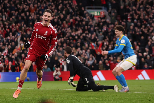 "Сити", "Арсенал" и "Ливерпуль" синхронно побеждают, "Астон Вилла" выиграла 11-й раз кряду